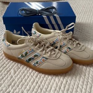 Adidas Originals Gazelle Liberty London Cream White/Tactile Blue Floral